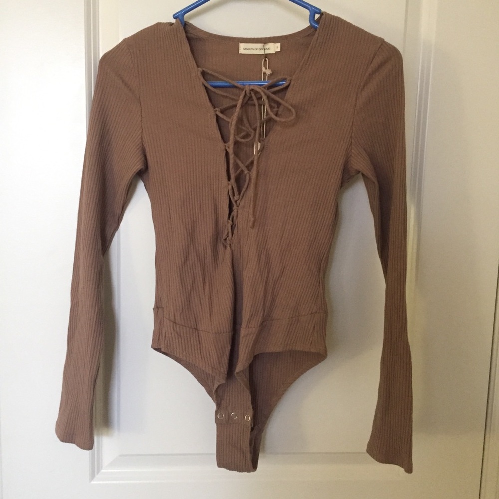 NWT maker of dreams criss cross tie bodysuit-S